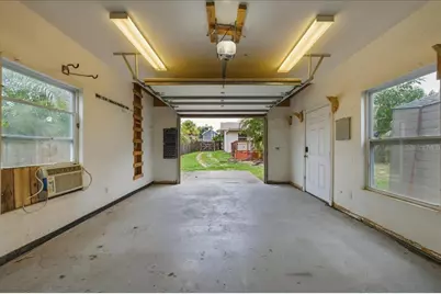 1221 E Lime Street, Tarpon Springs, FL 34689 - Photo 44