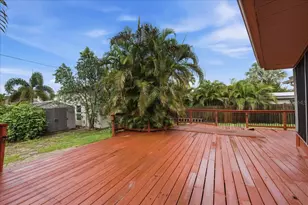 1221 E Lime St, Tarpon Springs, FL 34689 - Photo 38