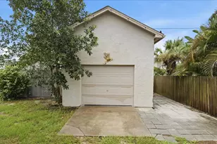 1221 E Lime St, Tarpon Springs, FL 34689 - Photo 42