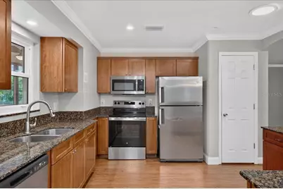 1221 E Lime Street, Tarpon Springs, FL 34689 - Photo 10