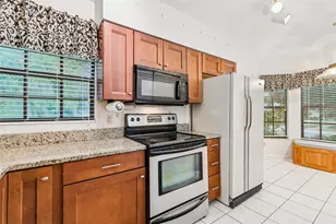 11301 Maybrook Ave, Riverview, FL 33569 - Photo 8