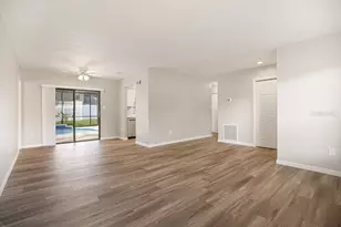 423 Van Reed Manor Dr, Brandon, FL 33511 - Photo 2