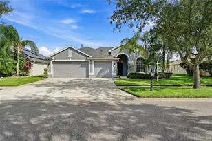 12018 Northumberland Dr, Tampa, FL 33626 - Photo 2