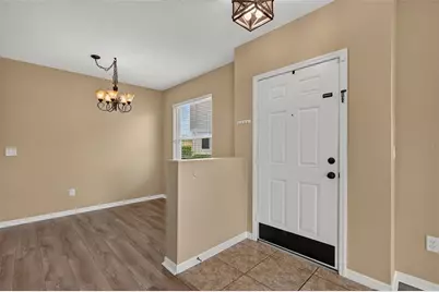 817 Ashentree Drive, Plant City, FL 33563 - Photo 4