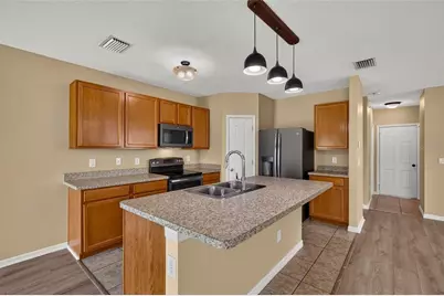 817 Ashentree Drive, Plant City, FL 33563 - Photo 10