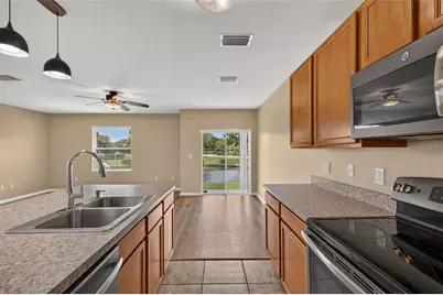 817 Ashentree Drive, Plant City, FL 33563 - Photo 12