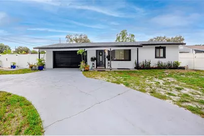 6200 52nd Avenue N, Saint Petersburg, FL 33709 - Photo 1