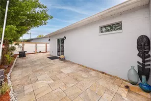 6200 52nd Ave N, Saint Petersburg, FL 33709 - Photo 46