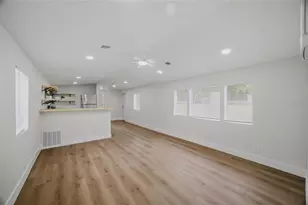11602 Lewis Ave, Thonotosassa, FL 33592 - Photo 6