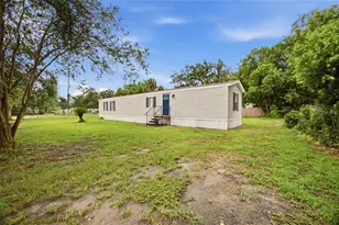 11602 Lewis Ave, Thonotosassa, FL 33592 - Photo 1