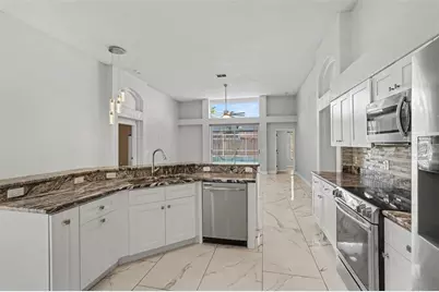 11504 Wellman Drive, Riverview, FL 33578 - Photo 12