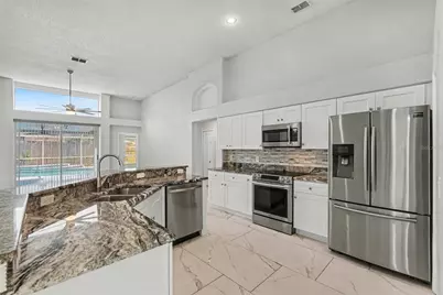 11504 Wellman Drive, Riverview, FL 33578 - Photo 14
