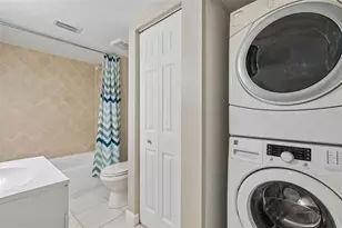 1967 Cormorant Ct, Clearwater, FL 33762 - Photo 10