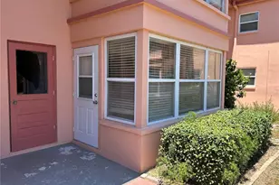 7011 Place De La Paix, Saint Petersburg, FL 33707 - Photo 18