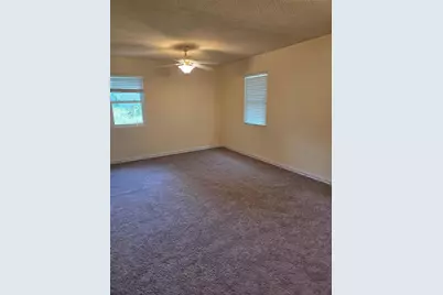 5809 J G Rogers Lane, Plant City, FL 33567 - Photo 4