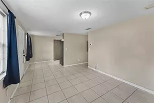 4224 E Regnas Ave, Tampa, FL 33617 - Photo 8