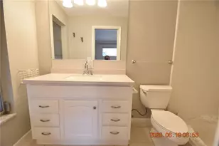 3273 Harbor Lake Dr, Largo, FL 33770 - Photo 22