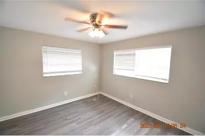 3273 Harbor Lake Drive, Largo, FL 33770 - Photo 24
