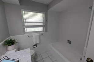 3273 Harbor Lake Dr, Largo, FL 33770 - Photo 34