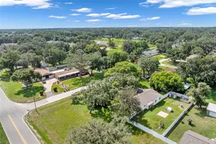 1002 Kay Jean Dr, Valrico, FL 33594 - Photo 6