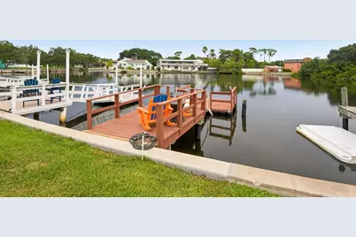 609 Westwinds Drive #4, Palm Harbor, FL 34683 - Photo 1