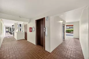 4780 Cove Circle St, Saint Petersburg, FL 33708 - Photo 38