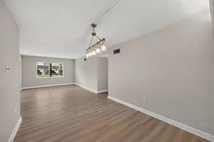 4780 Cove Circle St, Saint Petersburg, FL 33708 - Photo 26