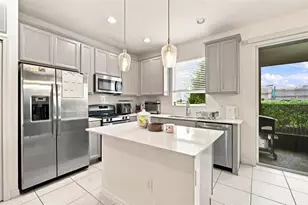 6252 Camino Dr, Apollo Beach, FL 33572 - Photo 18