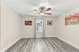 17815 Althea Blue Pl, Lutz, FL 33558 - Photo 14