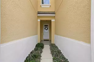 17815 Althea Blue Pl, Lutz, FL 33558 - Photo 2