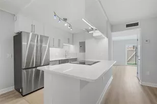 8931 Blind Pass Rd, Saint Pete Beach, FL 33706 - Photo 10