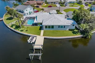 4280 13th Ln NE, Saint Petersburg, FL 33703 - Photo 2