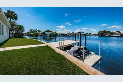 4280 13th Lane NE, Saint Petersburg, FL 33703 - Photo 44