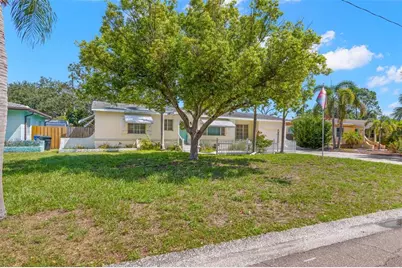 4559 N Yardley Avenue N, Saint Petersburg, FL 33713 - Photo 1