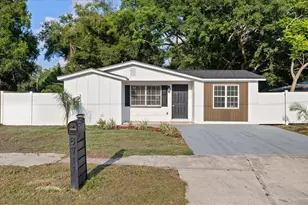 8711 N River Forest Circle, Tampa, FL 33604 - Photo 2