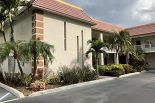 333 Island Way, Clearwater Beach, FL 33767 - Photo 1