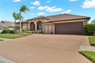 22523 Willow Lakes Dr, Lutz, FL 33549 - Photo 4