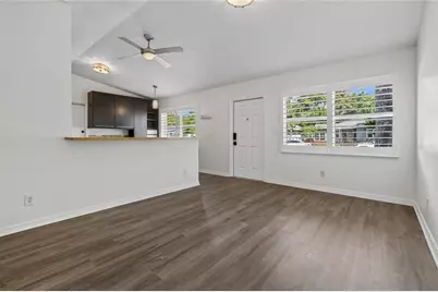 2138 7th Avenue N, Saint Petersburg, FL 33713 - Photo 8