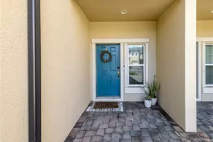 29844 Southwell Ln, Wesley Chapel, FL 33543 - Photo 2