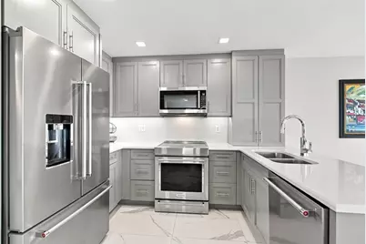 770 S Palm Avenue #1804, Sarasota, FL 34236 - Photo 10