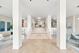 707 S Gulfstream Ave, Sarasota, FL 34236 - Photo 2