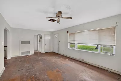 1450 Rogers Street, Clearwater, FL 33756 - Photo 18
