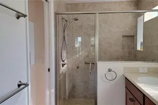 4992 Sandpiper Dr, Oxford, FL 34484 - Photo 10