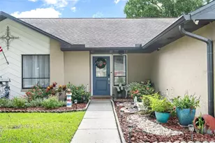 15747 Scrimshaw Dr, Tampa, FL 33624 - Photo 2