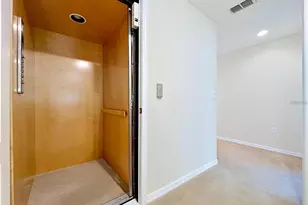 10144 Arbor Run Dr, Tampa, FL 33647 - Photo 2