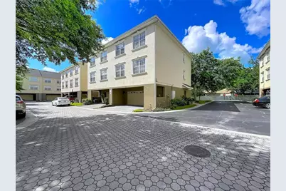 10144 Arbor Run Drive #31, Tampa, FL 33647 - Photo 4