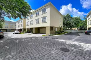 10144 Arbor Run Dr, Tampa, FL 33647 - Photo 4