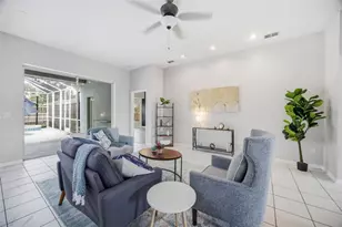 4634 River Overlook Dr, Valrico, FL 33596 - Photo 10