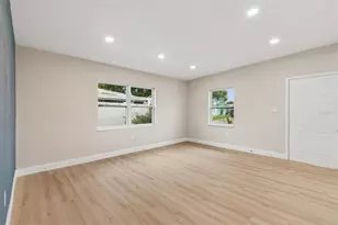 7812 Egypt Lake Dr, Tampa, FL 33614 - Photo 20