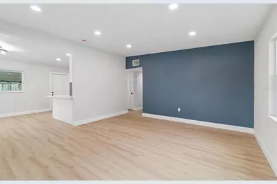 7812 Egypt Lake Drive, Tampa, FL 33614 - Photo 18